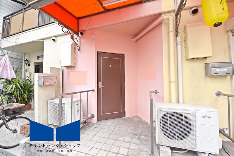 貸店舗・事務所　大阪市 平野区加美北１丁目　広さ約６坪　スナック跡　路面店　角区画　フローララポルテ その他