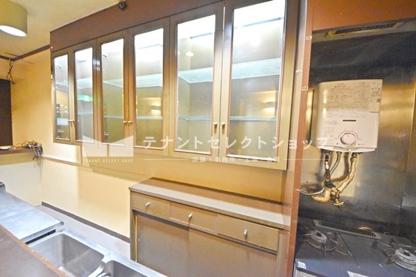 貸店舗・事務所　大阪市 平野区加美北１丁目　広さ約６坪　スナック跡　路面店　角区画　フローララポルテ その他