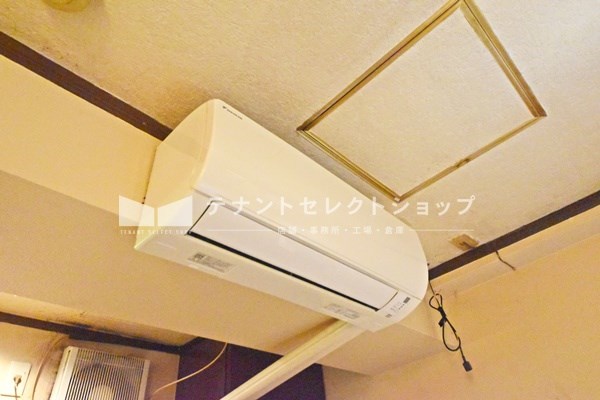 貸店舗・事務所　大阪市 平野区加美北１丁目　広さ約６坪　スナック跡　路面店　角区画　フローララポルテ その他