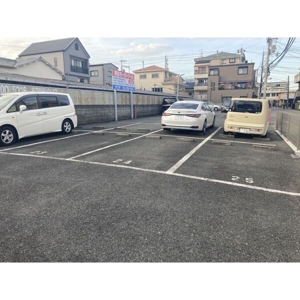 貸店舗・事務所　大阪市 平野区長吉六反３丁目　広さ約１０坪　小売店跡　トイレあり　路面店　角区画　長吉六反店舗 その他