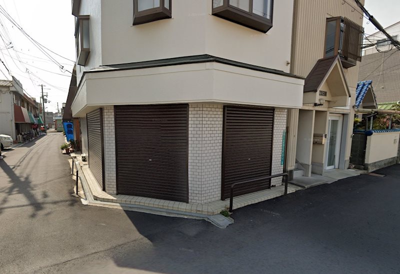貸店舗・事務所　大阪市 平野区 瓜破西２丁目　店舗付住宅　広さ34坪　角地　飲食店不可 外観
