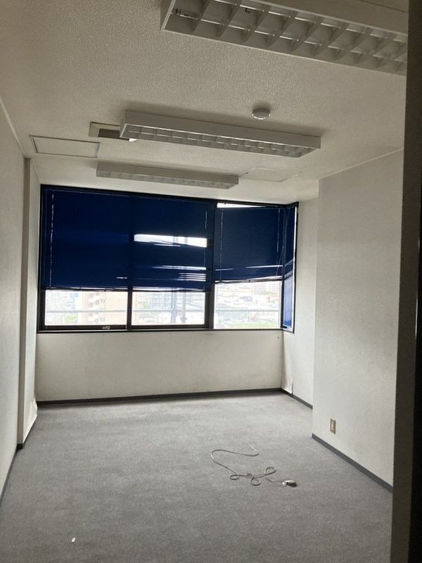 貸店舗・事務所　大阪市平野区 長吉出戸６丁目　広さ約１０５坪　EVあり　トイレあり　飲食不可　コンフォール長吉 その他