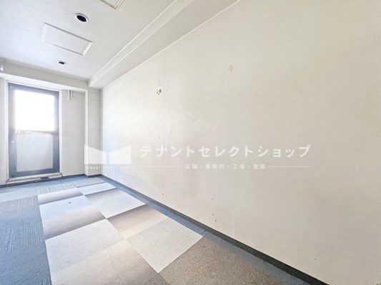 貸店舗・事務所　大阪市平野区 長吉長原１丁目　駅チカ　広さ約１７坪　トイレあり　EVあり　新栄プロパティー出戸 その他