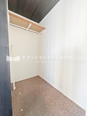 貸店舗・事務所　大阪市平野区 長吉長原１丁目　駅チカ　広さ約１７坪　トイレあり　EVあり　新栄プロパティー出戸 その他