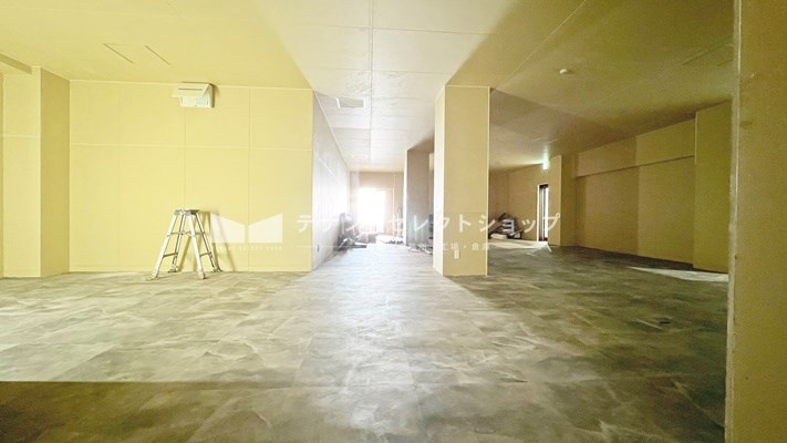 貸店舗・事務所　大阪市平野区 長吉長原１丁目　駅チカ　広さ約３０坪　新栄プロパティー出戸 その他
