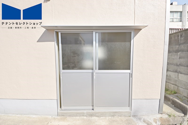 貸店舗・事務所　大阪市平野区 瓜破５丁目　広さ約１４坪　トイレあり　角地　重飲食可 その他