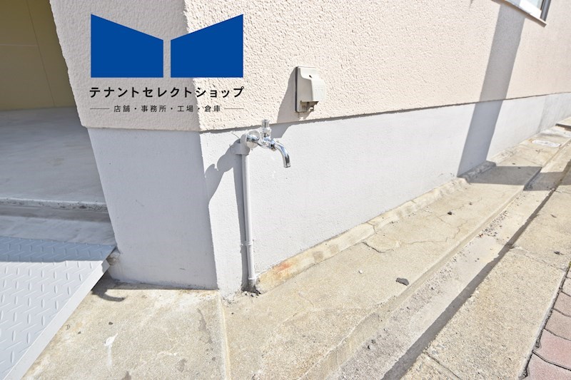 貸店舗・事務所　大阪市平野区 瓜破５丁目　広さ約１４坪　トイレあり　角地　重飲食可 その他
