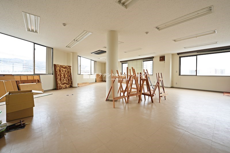 貸店舗・事務所　八尾市 弓削町１丁目 広さ約３０坪　EVあり　大和ビル その他