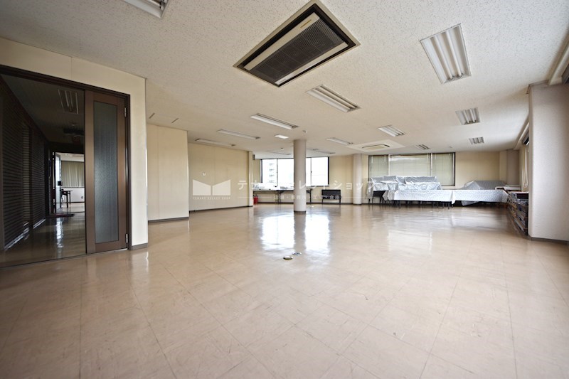 貸店舗・事務所 八尾市 弓削町1丁目 広さ約30坪 EVあり 大和ビル 外観