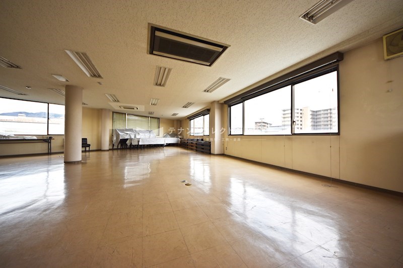貸店舗・事務所　八尾市 弓削町１丁目 広さ約３０坪　EVあり　大和ビル その他
