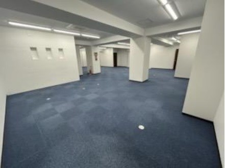 貸店舗・事務所　大阪市 平野区瓜破２丁目　広さ約８７坪　オフィス使用居抜き　阪谷門１番館 その他