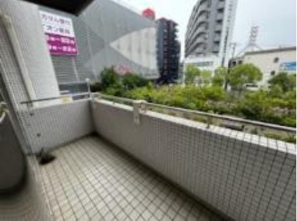 貸店舗・事務所　大阪市 平野区瓜破２丁目　広さ約８７坪　オフィス使用居抜き　阪谷門１番館 その他