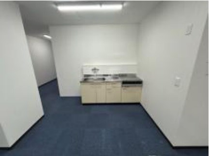 貸店舗・事務所　大阪市 平野区瓜破２丁目　広さ約８７坪　オフィス使用居抜き　阪谷門１番館 キッチン