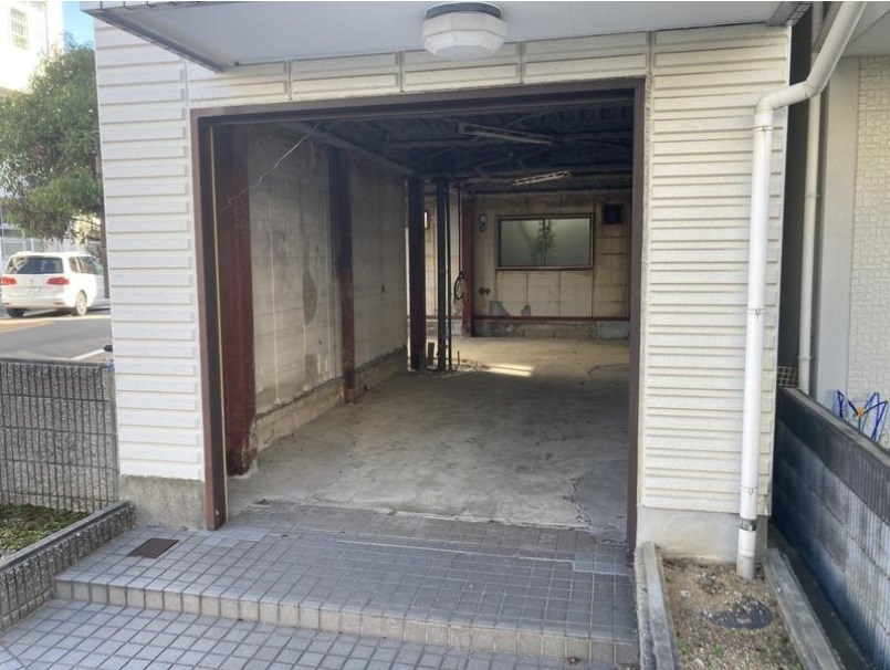 貸店舗・事務所　東大阪市 永和３丁目　広さ約６坪　軽飲食可　アミチェ永和 リビング