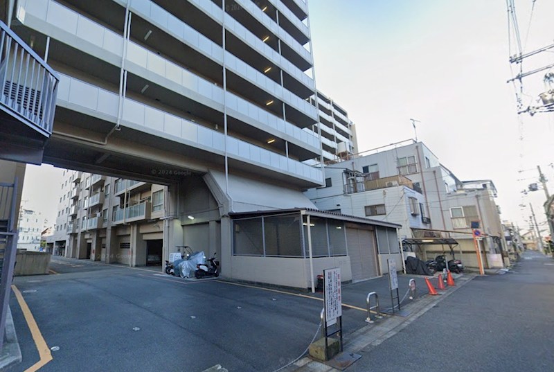 貸店舗・事務所　東大阪市 菱屋西５丁目　広さ約５７坪　トイレあり　万葉ハイツ小阪菱屋西1階貸事務所 リビング