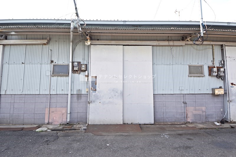 貸倉庫・事務所　八尾市 高美町６丁目　広さ約１５坪　平屋建て　八尾高美町倉庫 その他
