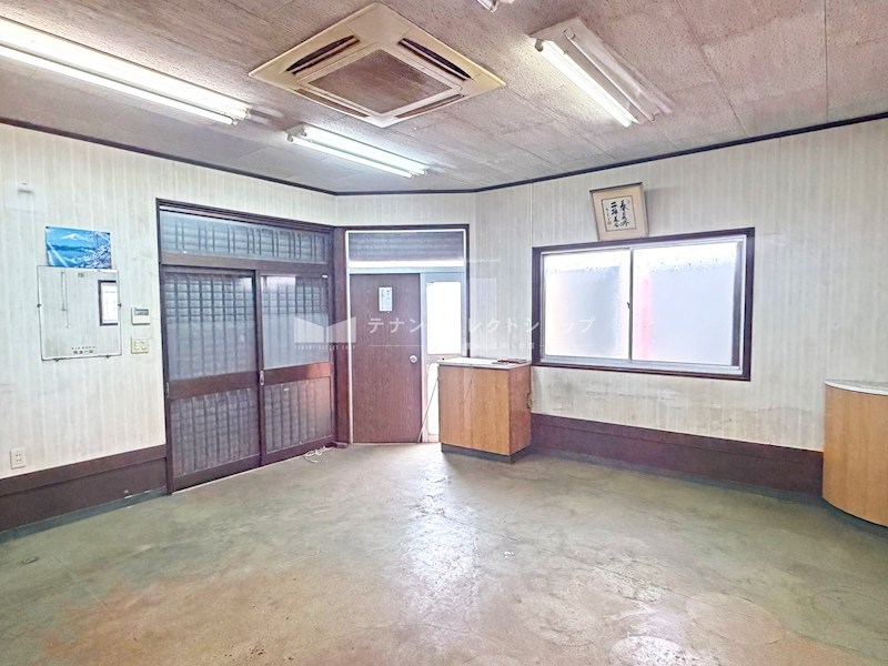 貸店舗・事務所　八尾市 太田新町１丁目　広さ約１０坪　角地　工業地域 その他