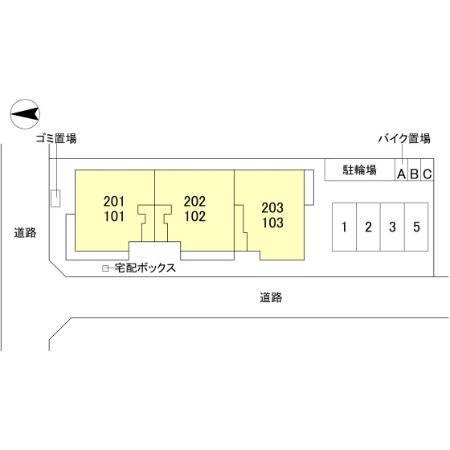 トリシア東太子 駐車場