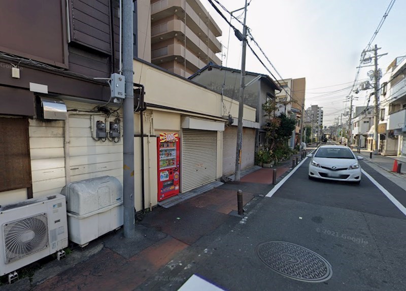貸店舗・事務所　東大阪市 長堂２丁目　広さ約１４坪　長堂２丁目貸店舗・倉庫 玄関