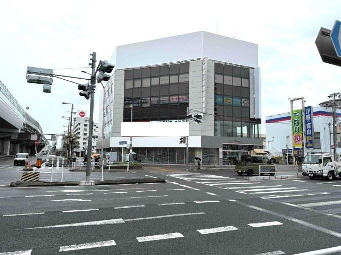 貸店舗・事務所　大阪市平野区 喜連２丁目　広さ約４４坪　EVあり　トイレあり　角地　シンコービル 外観