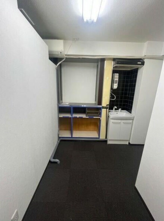 貸店舗・事務所　大阪市平野区 瓜破東２丁目　広さ約７坪　飲食可　EVあり　トイレあり　レバランス瓜破東 ベッドルーム