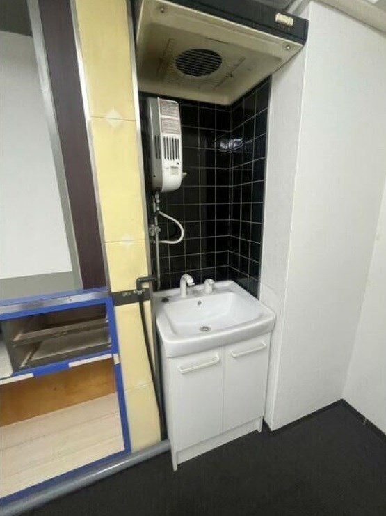 貸店舗・事務所　大阪市平野区 瓜破東２丁目　広さ約７坪　飲食可　EVあり　トイレあり　レバランス瓜破東 風呂画像