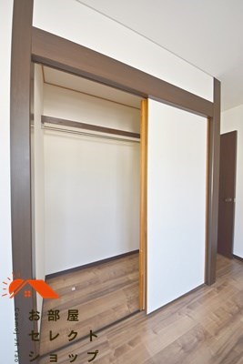 八尾市山本町4丁目戸建（５LDK） 収納