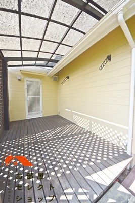 八尾市山本町4丁目戸建（５LDK） ベランダ
