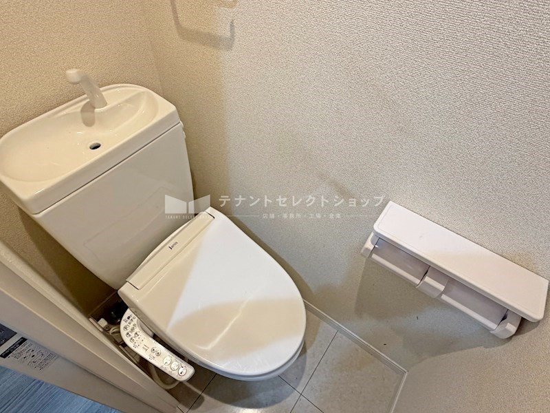 貸店舗・事務所　東大阪市 衣摺３丁目　広さ延べ約１２坪　テラスハウス その他