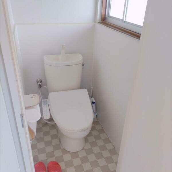 貸店舗・事務所　大阪市平野区 喜連２丁目　広さ約１４坪　トイレあり　エアコンあり　喜連共同ビル ベランダ