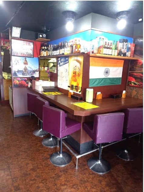 貸店舗・事務所　東大阪市 加納８丁目　広さ約１４坪　ネパールカレー店跡　路面店 リビング