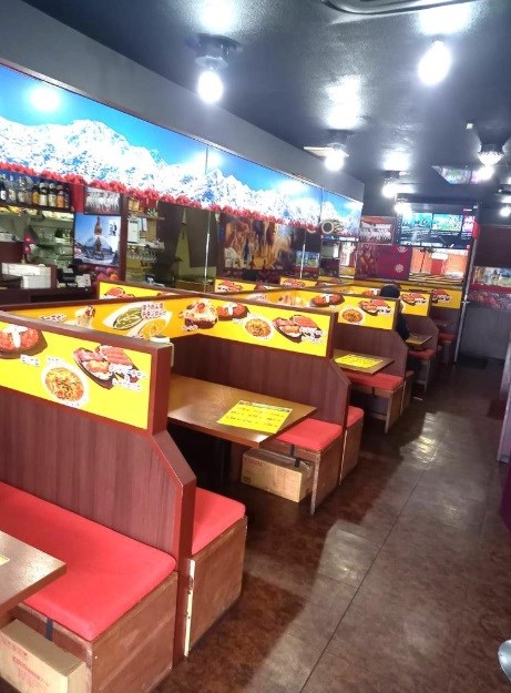貸店舗・事務所　東大阪市 加納８丁目　広さ約１４坪　ネパールカレー店跡　路面店 ベッドルーム