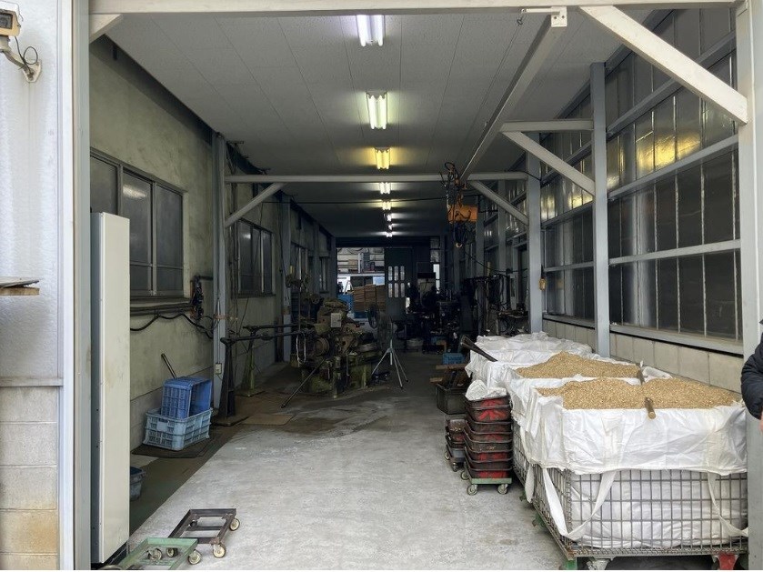 貸工場・倉庫　東大阪市 楠根２丁目　広さ延べ約５３４坪　準工業地域　楠根２丁目貸工場・事務所 ベッドルーム
