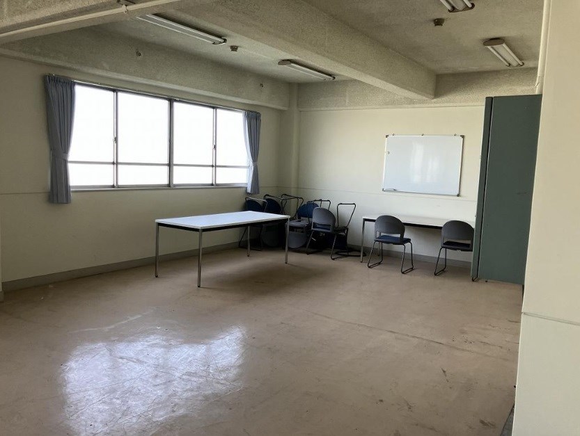 貸工場・倉庫　東大阪市 楠根２丁目　広さ延べ約５３４坪　準工業地域　楠根２丁目貸工場・事務所 ベランダ