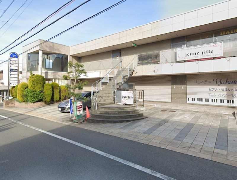 貸店舗・事務所　東大阪市 中石切町4丁目　広さ約１７坪　リバーサイドビル リビング