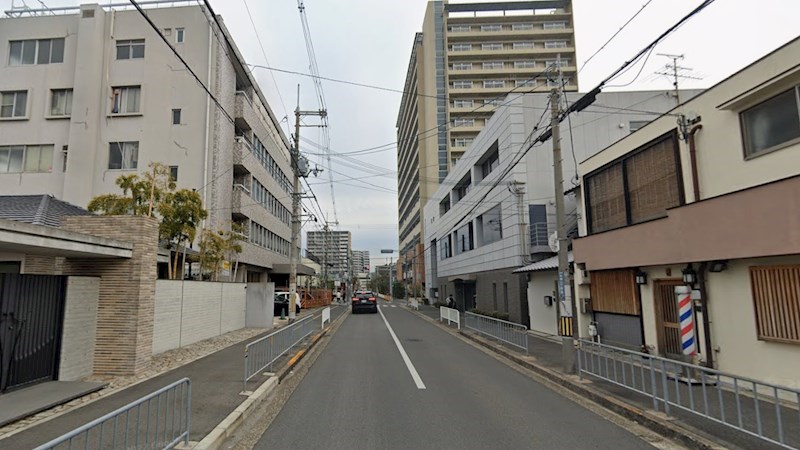 貸店舗・事務所　東大阪市 永和２丁目　広さ約９坪　旧商工会議所別館 ベッドルーム