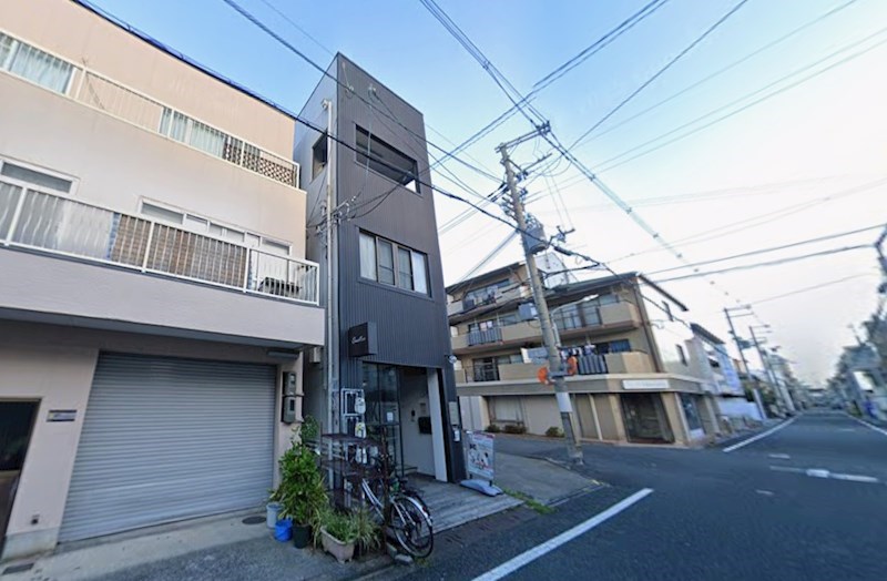 貸店舗・事務所　東大阪市 荒川３丁目　広さ約１８坪　路面店　キャトル　 その他