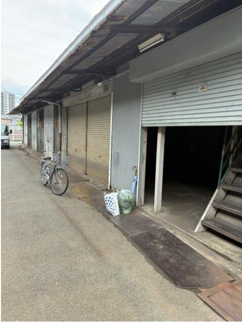 貸工場・倉庫　東大阪市 森河内東１丁目　広さ約５１坪　トイレあり　 外観