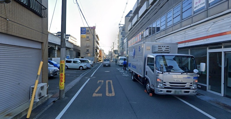 貸店舗・事務所　東大阪市 荒川３丁目　広さ約９坪　トイレ・ミニキッチンあり　近隣商業地域 その他