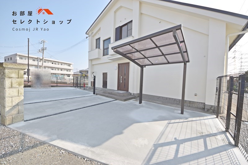 南太子堂5LDK戸建て 駐車場