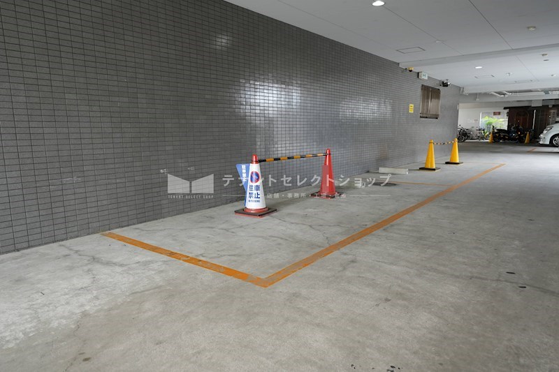 貸店舗・事務所　八尾市 北本町２丁目　広さ約２６坪　軽飲食可　路面店　角区画　アンリハイツ その他