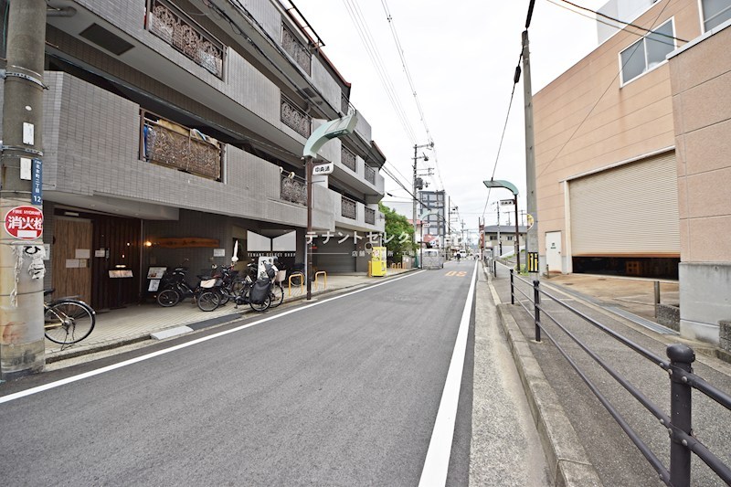 貸店舗・事務所　八尾市 北本町２丁目　広さ約２６坪　軽飲食可　路面店　角区画　アンリハイツ その他