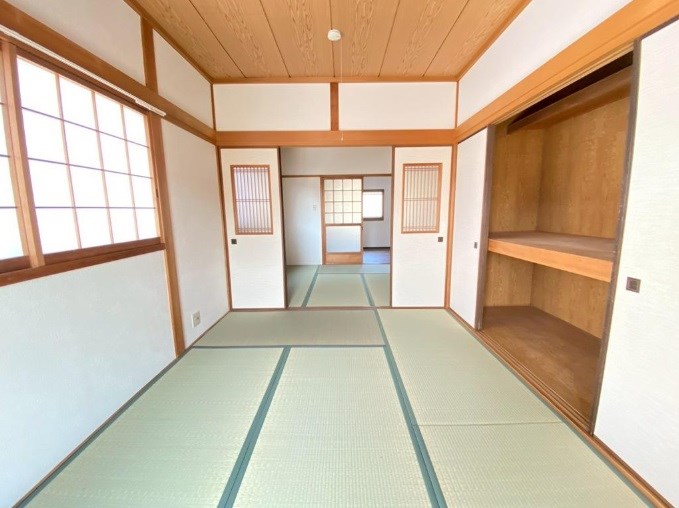 貸店舗・事務所　東大阪市 西堤学園町２丁目　広さ延べ約２０坪 リビング