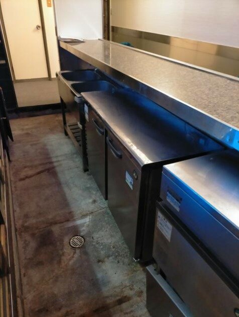 貸店舗・事務所　東大阪市 足代新町　広さ約８坪　セレコートロイヤルビル キッチン