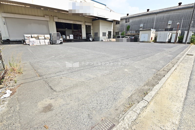 貸倉庫・工場　八尾市 老原９丁目　広さ延べ約９５０坪　前面駐車スペースあり　工業地域　八尾市老原倉庫 その他