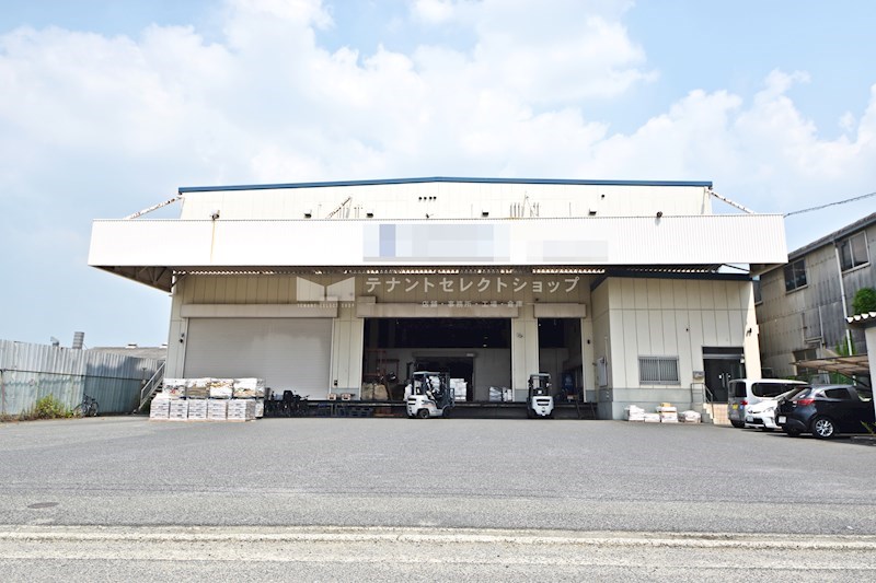 貸倉庫・工場　八尾市 老原９丁目　広さ延べ約９５０坪　前面駐車スペースあり　工業地域　八尾市老原倉庫 ベッドルーム