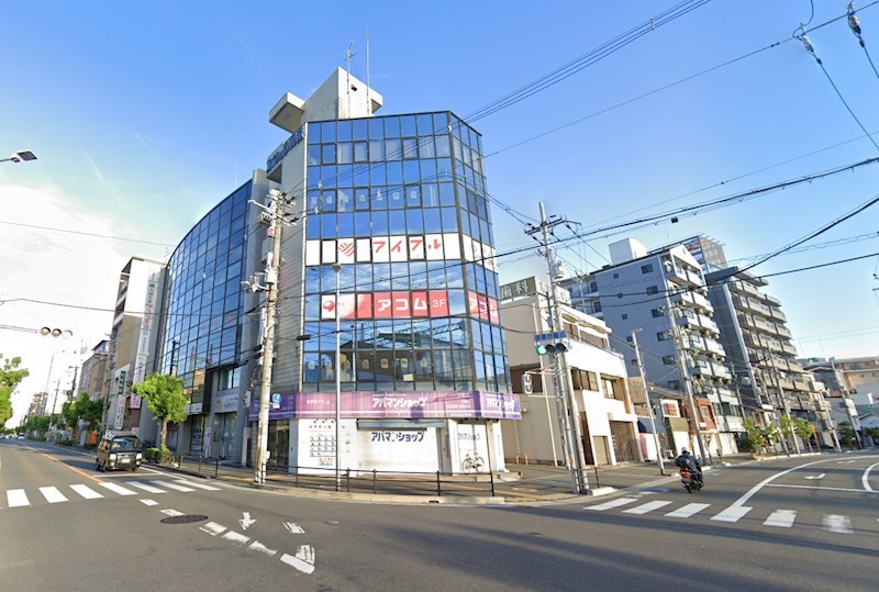 貸店舗・事務所　東大阪市 小阪１丁目　広さ約１８坪　路面店　飲食相談可　エイショウ興産ビル 外観