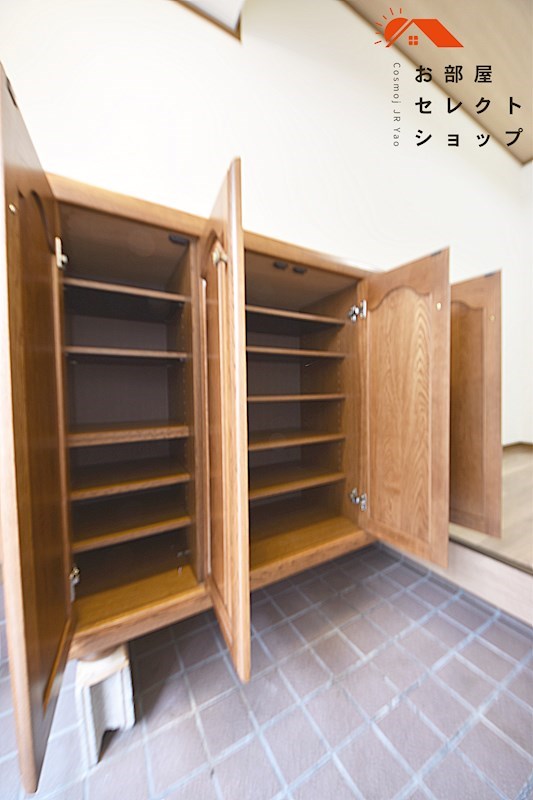 亀井町テラスハウス 玄関