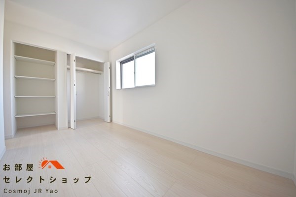 八尾市小畑町１丁目 新築戸建て 収納