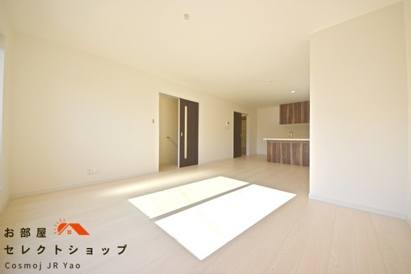 八尾市小畑町１丁目 新築戸建て リビング